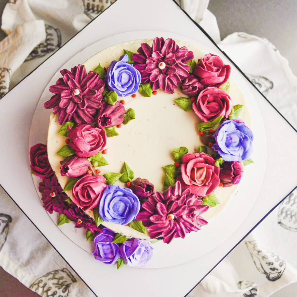 Flower Cakes by MIXINGBOWL