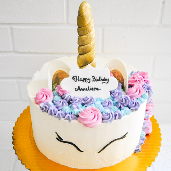 Children Cakes by MIXINGBOWL